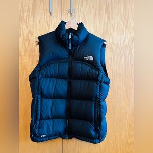 The North Face Puffy Vest. Size Medium. Women’s.